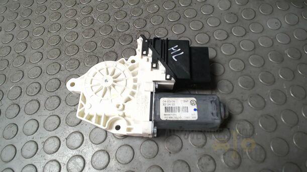 Foto: FENSTERHEBERMOTOR HINTEN LINKS eines VW Golf Variant 2.0 TDI DPF DSG